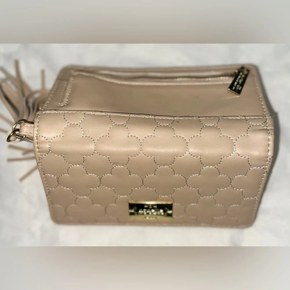 NANETTE LEPORE QUILTED PHONE WALLET - Picture 5 of 5